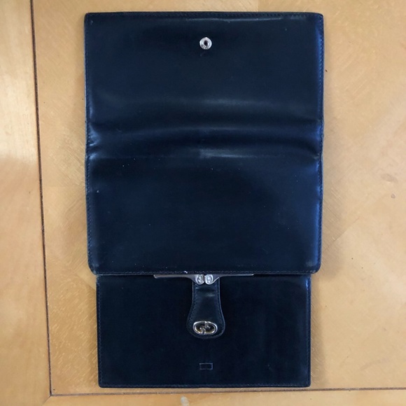 Vintage Gucci Wallet - Picture 2 of 8